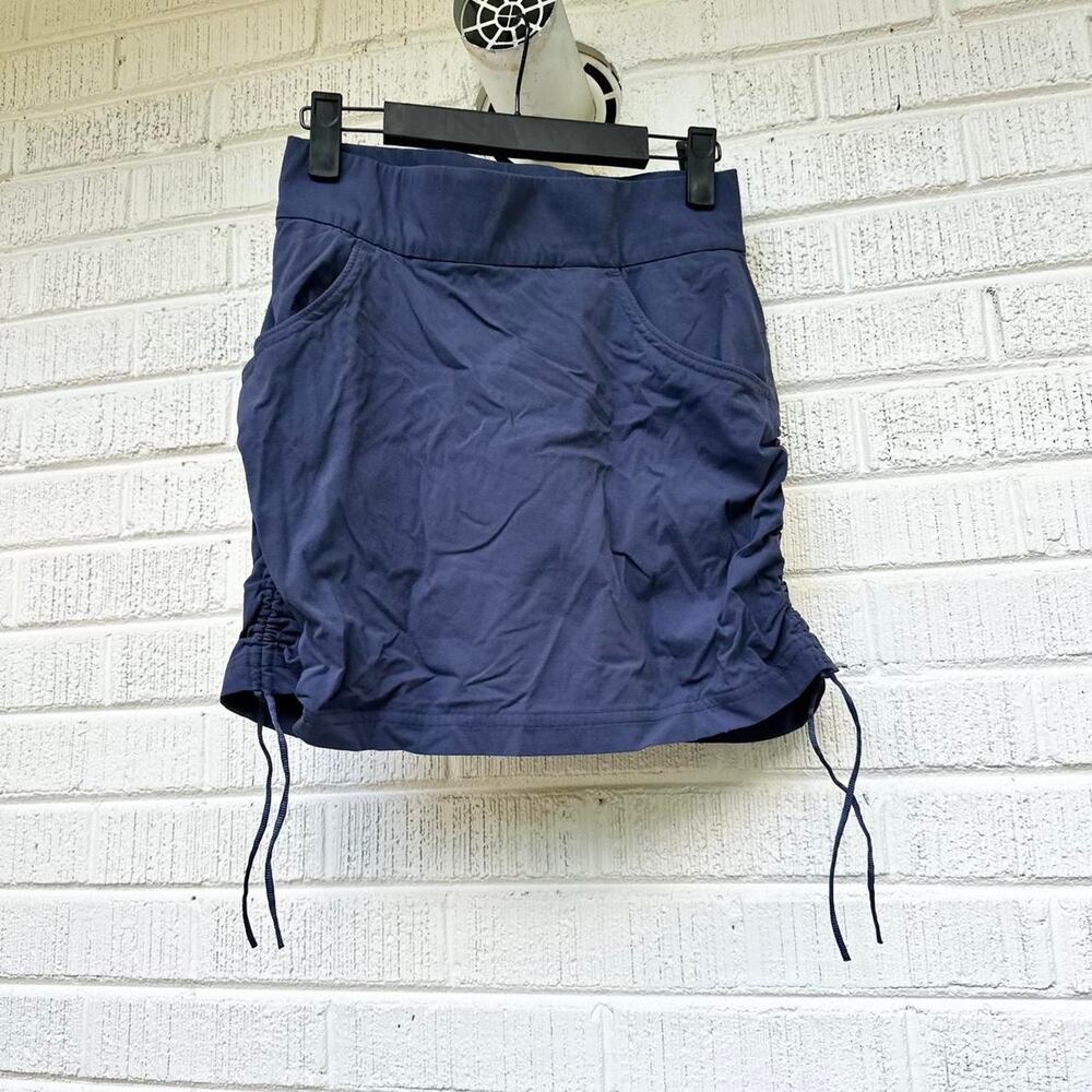 Columbia Navy Skirt w/ Shorts